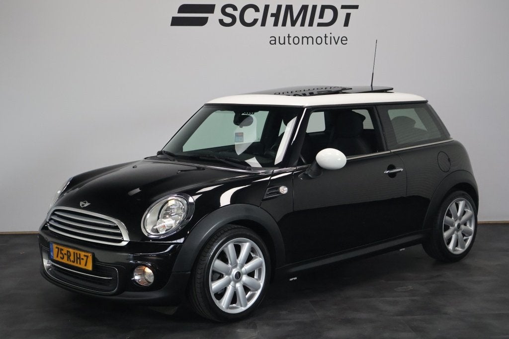 MINI 3-deurs 1.6 Cooper Business Line | Panoramadak | Airco, Auto's, Euro 5, Stof, 4 cilinders, 4 stoelen