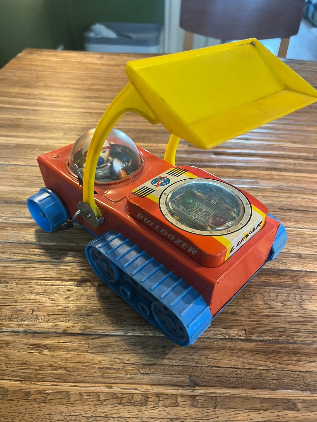 Lunar bulldozer TN made in japan, Ophalen of Verzenden