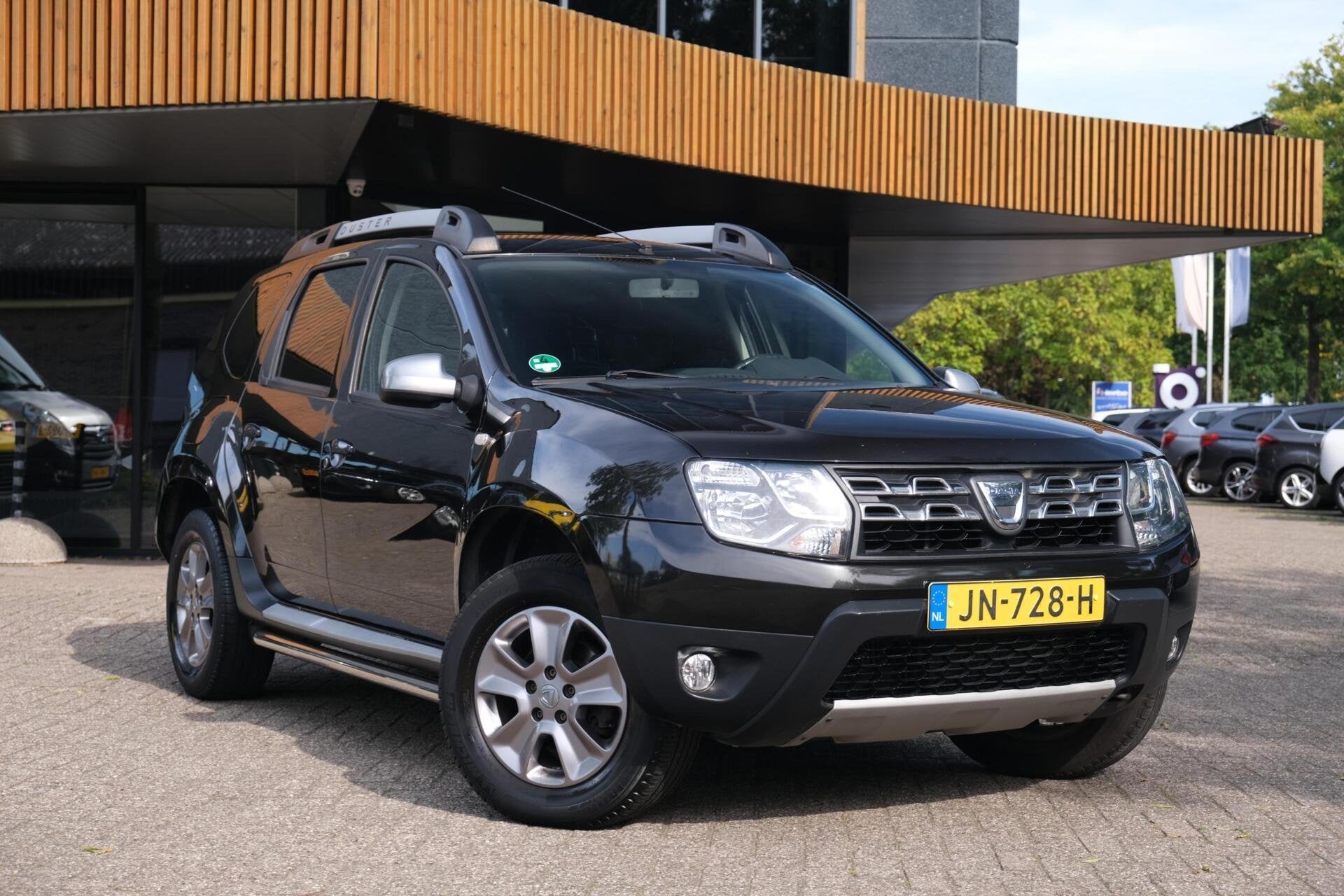 Dacia Duster 1.2 TCe 4x2 Prestige|Rijklaar!|Trekhaak|PDC|Lee, Auto's, Voorwielaandrijving, Dealer onderhouden, 125 pk, Gebruikt