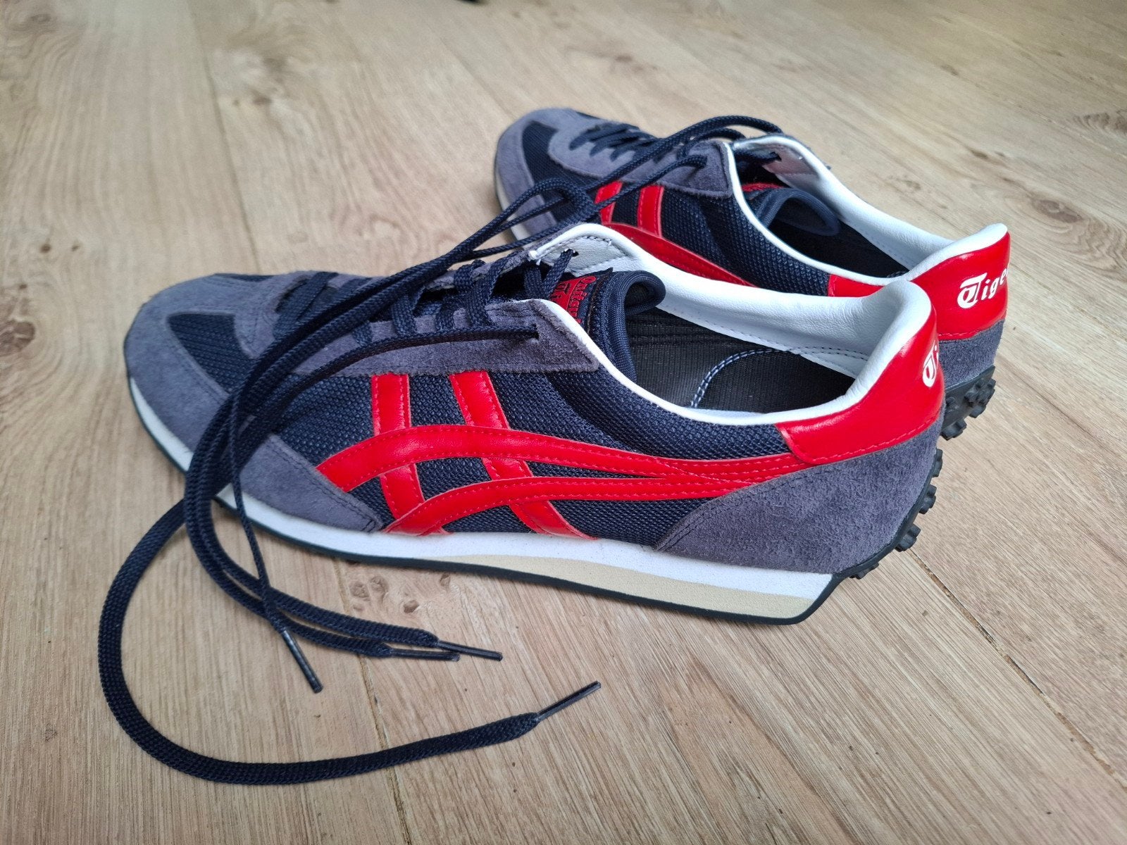 Hippe Onitsuka Tiger sneakers - maat 42, Ophalen of Verzenden, Zo goed als nieuw, Overige typen, Overige merken