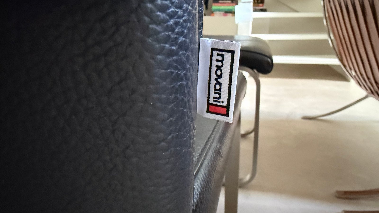 4 Movani eetkamerstoelen - Zwart leer, RVS frame, Ophalen, Gebruikt, Zwart, Leer