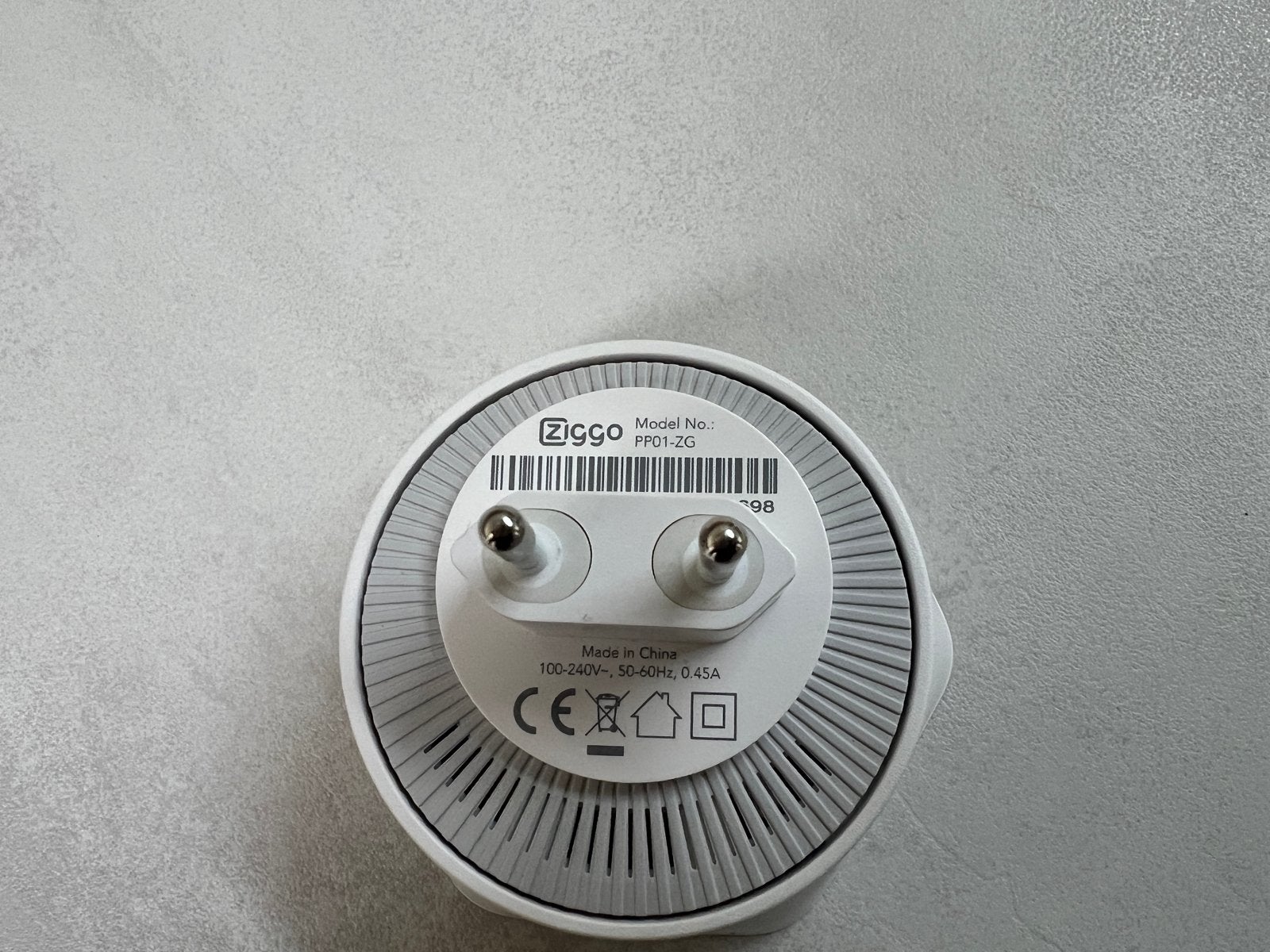 Ziggo Wifi Versterker / Powerline Adapter (Model: PP01-ZG), Computers en Software, Ophalen of Verzenden, Zo goed als nieuw