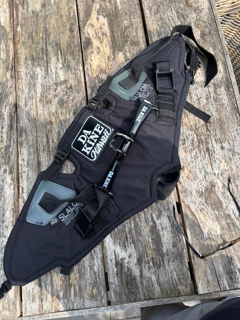 Trapeze van Da Kine in goede staat mt S, Watersport en Boten, Windsurfen, Ophalen of Verzenden, Zo goed als nieuw, Overige typen