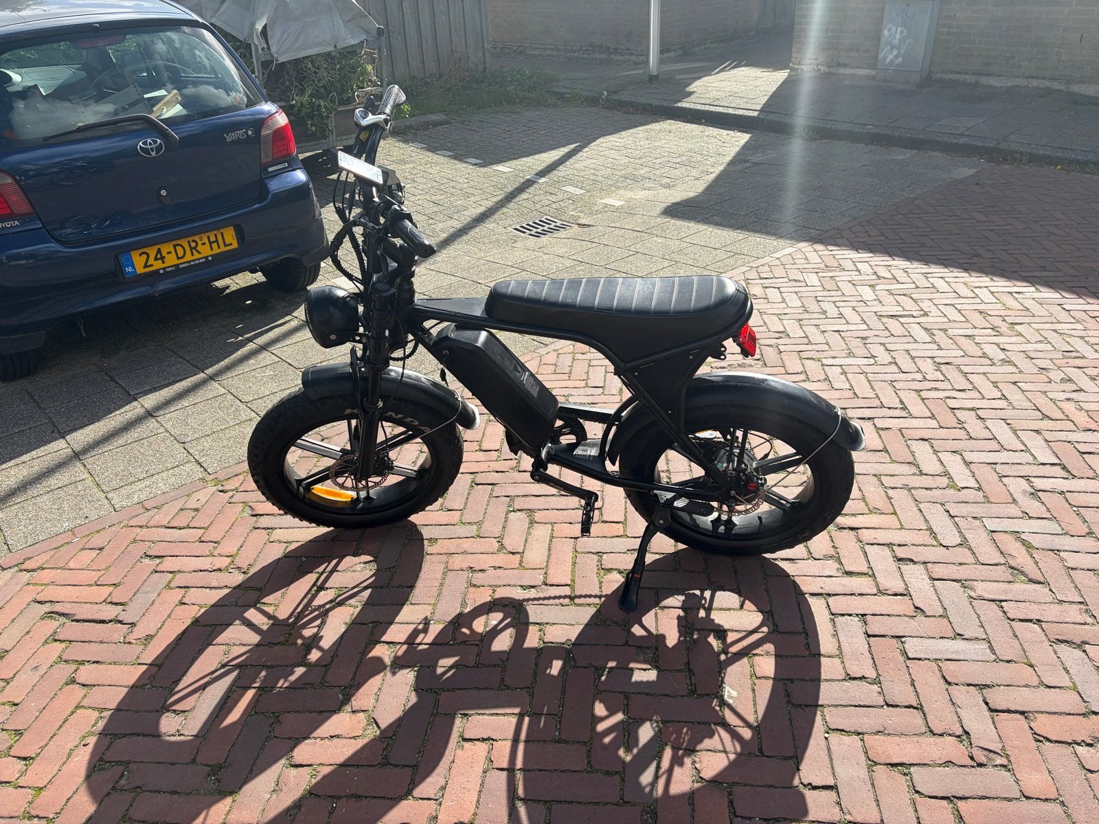 Ouxi V8 Fatbike - Weinig kilometers, incl. lader en 2 sleute, Overige merken, Versnellingen, Ophalen of Verzenden, Zo goed als nieuw
