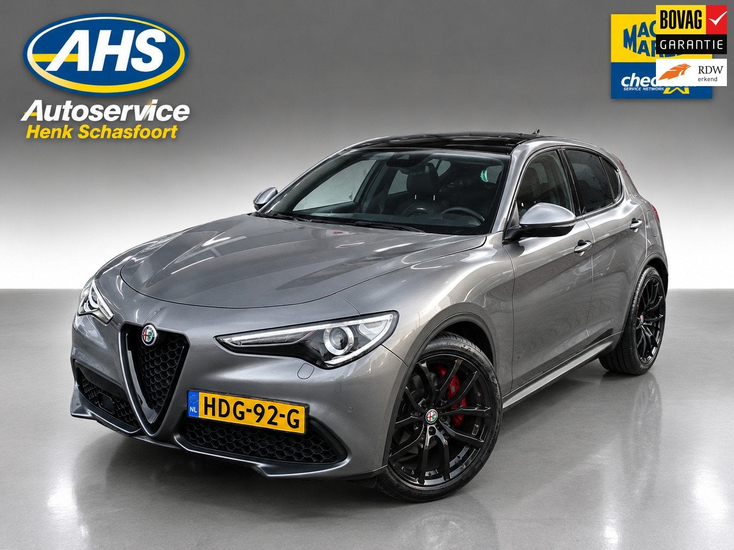 Alfa Romeo STELVIO 2.0 T AWD Ti, Auto's, Automaat, Leder, Bedrijf, 1600 kg