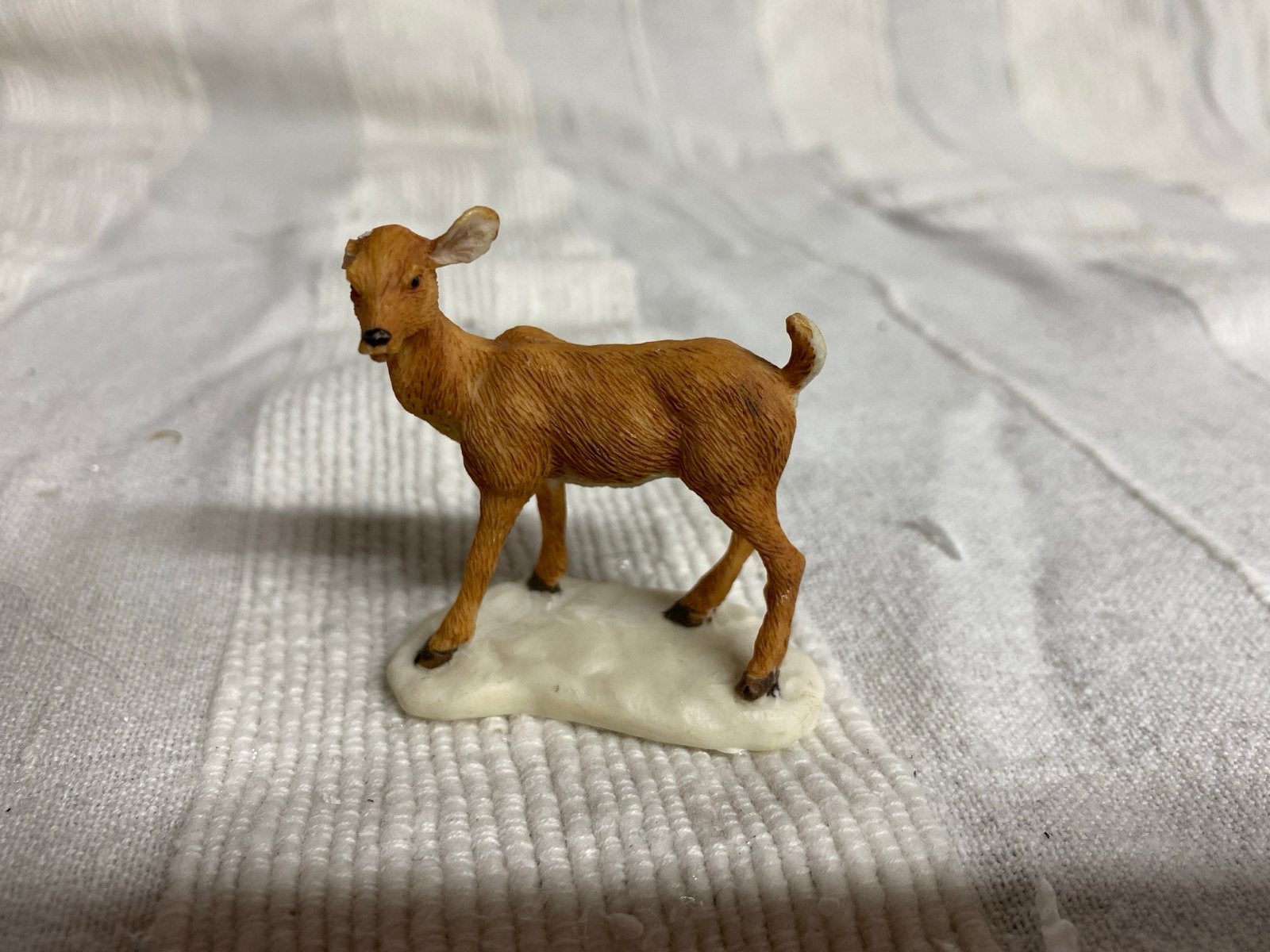Kerstfiguur Lemax- Decoratief beeldje van een hert, Diversen, Ophalen of Verzenden, Gebruikt