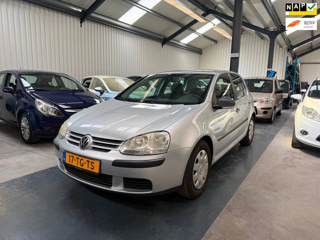 Volkswagen Golf 1.6 FSI Trendline AUTOMAAT/AIRCO/NAP/APK, Auto's, Volkswagen, 4 cilinders, 116 pk, Origineel Nederlands, Golf