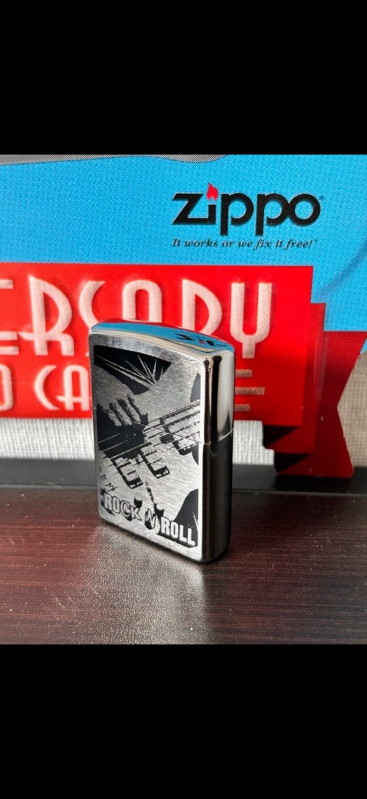 Zippo C16 Rock and Roll Benzineaansteker, Ophalen of Verzenden, Nieuw, Aansteker