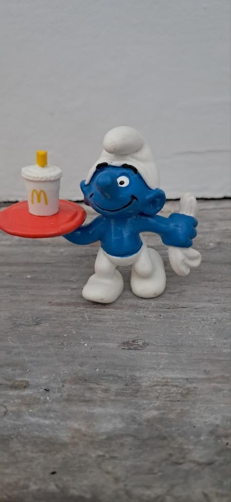 Smurf met Milkshake McDonald's 1988, Verzamelen, Smurfen, Ophalen of Verzenden, Gebruikt, Overige Smurfen, Poppetje, Figuurtje of Knuffel