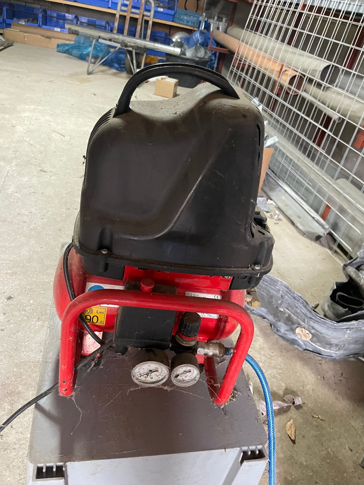 Rode RODA Compressor - Compact en Krachtig, Ophalen, Gebruikt, 6 tot 10 bar, Minder dan 200 liter/min
