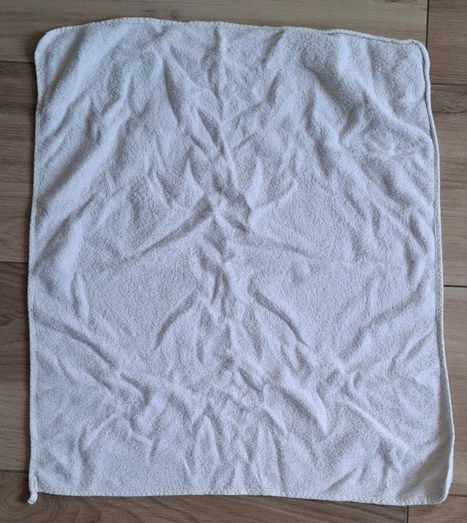 Baby badcape met borduursel, Ophalen of Verzenden, Gebruikt, Overige typen, Overige merken