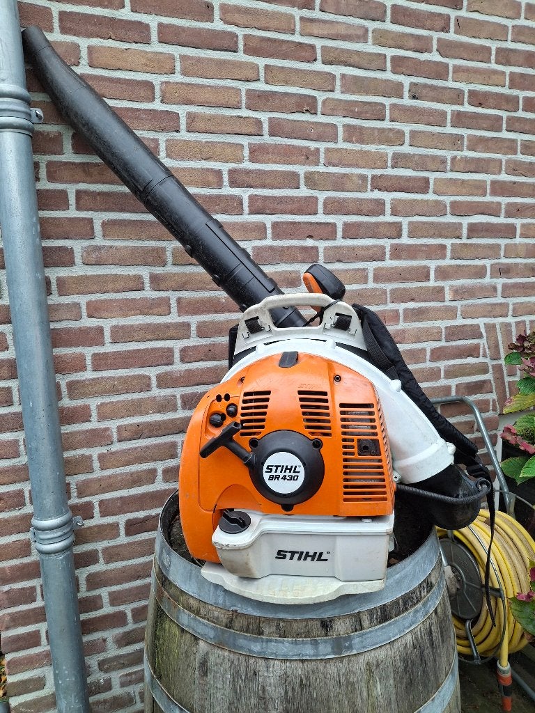 Stihl BR 430 ruggedragen bladblazer ., Tuin en Terras, Ophalen, Benzine, Ruggedragen, Zo goed als nieuw