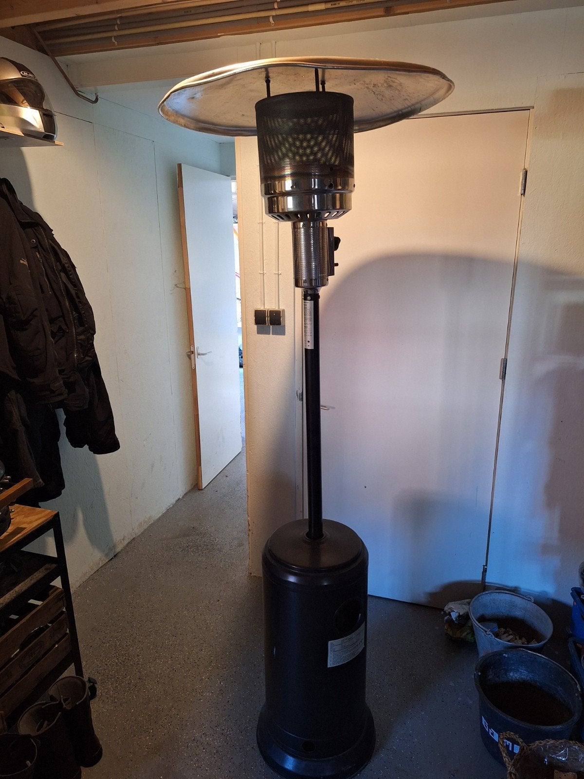 Terrasverwarmer op gas - HSS BLACK Patio Heater, Tuin en Terras, Ophalen, Gebruikt, Draaibaar, Vloer