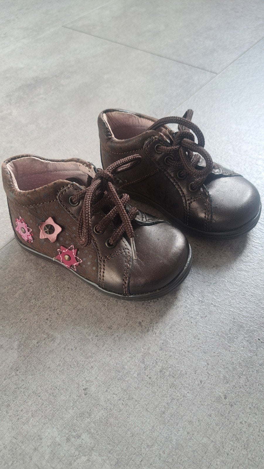 Echt leer, Bruine leren kinderschoenen - Maat 20 - Zeer goed, Meisje, Schoenen, Ophalen of Verzenden, Zo goed als nieuw