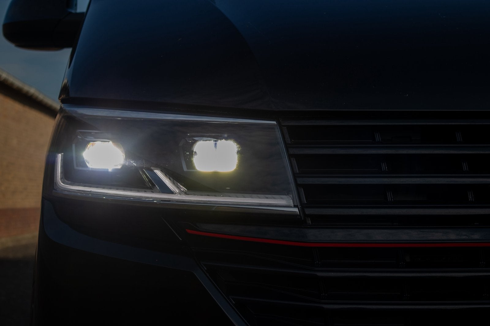 Foto 15 van VW Transporter T6.1 L2H1 DSG Koppejan styling