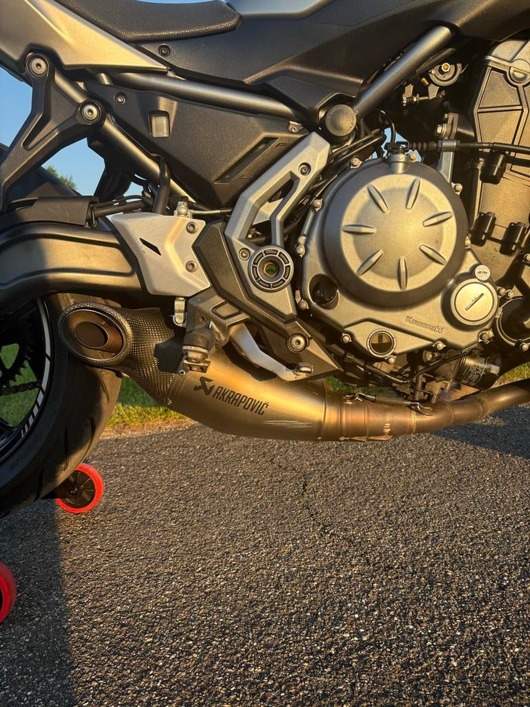 Akrapovic uitlaat voor Kawasaki Z650 (2017-2023), Ophalen of Verzenden, Gebruikt