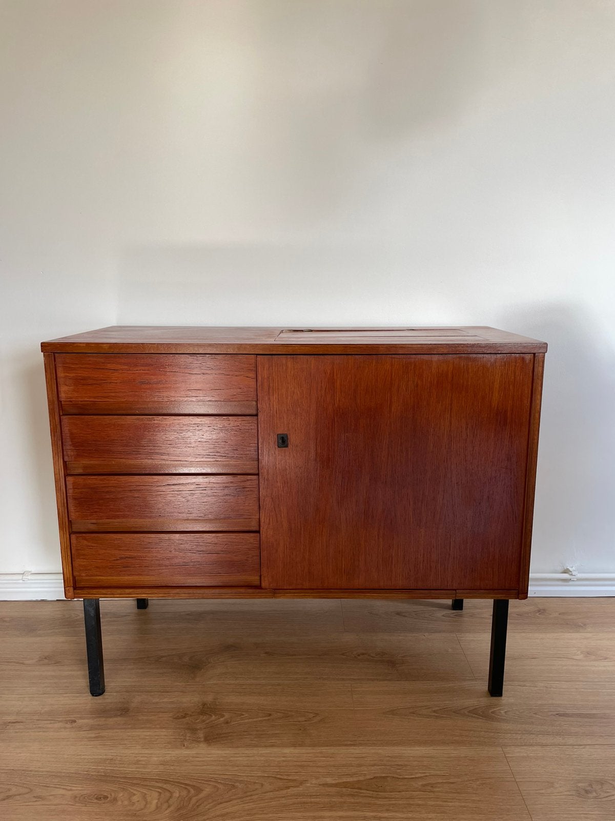 Compleet Vintage Houten Naaikast, Huis en Inrichting, Kasten | Secretaires, Zo goed als nieuw, Ophalen