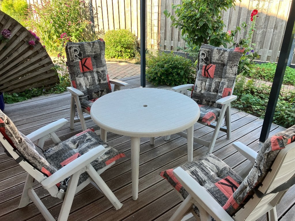Tuinset, Ophalen, 4 zitplaatsen, Kunststof, Gebruikt