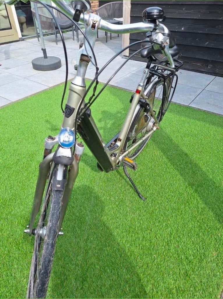 Koga elektrische fiets - Tesla model, Fietsen en Brommers, Elektrische fietsen, Ophalen, Gebruikt, Overige merken