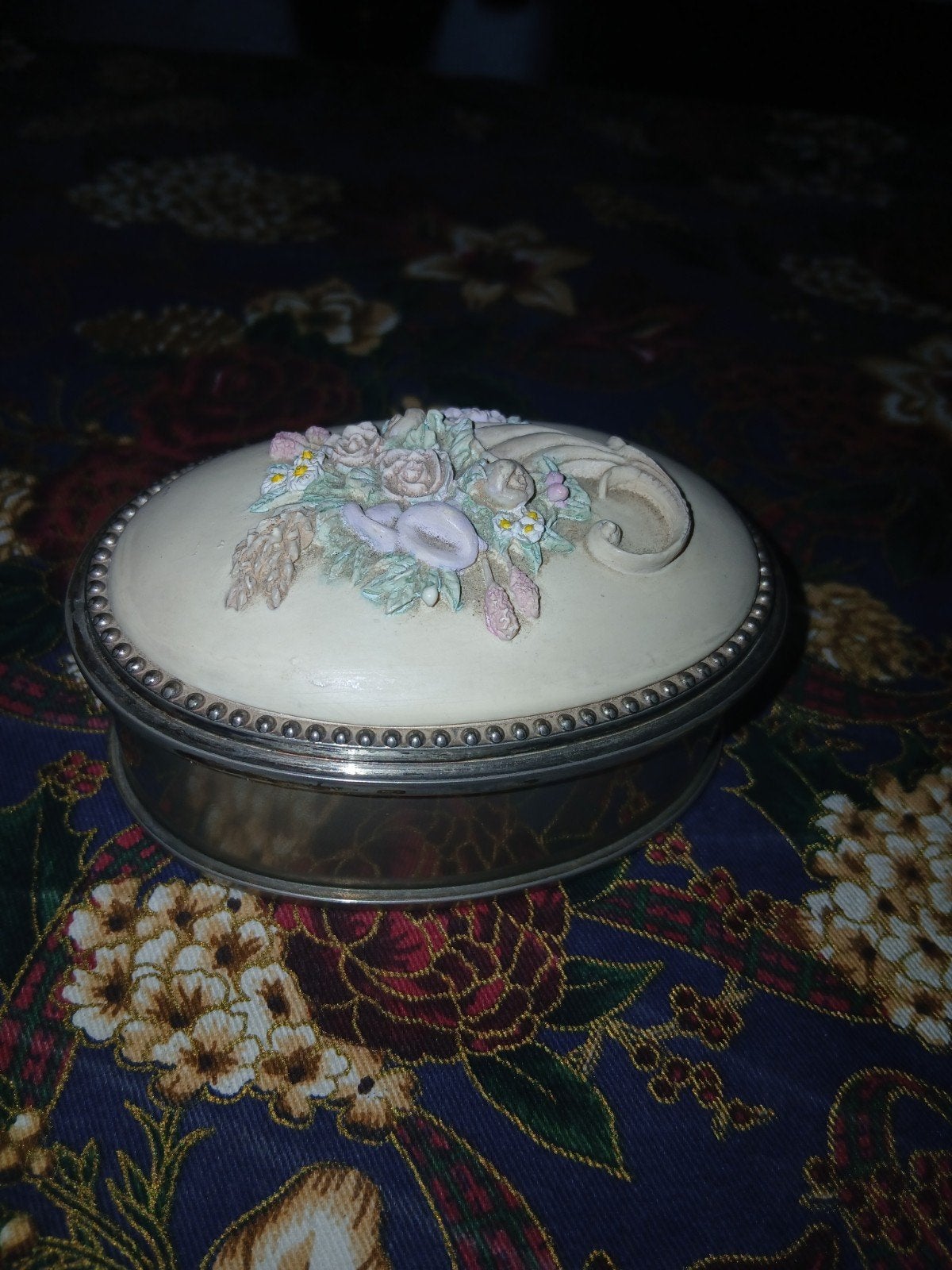 Vintage antieke  verzilverde sieradendoosje met bloemmotief, Ophalen of Verzenden