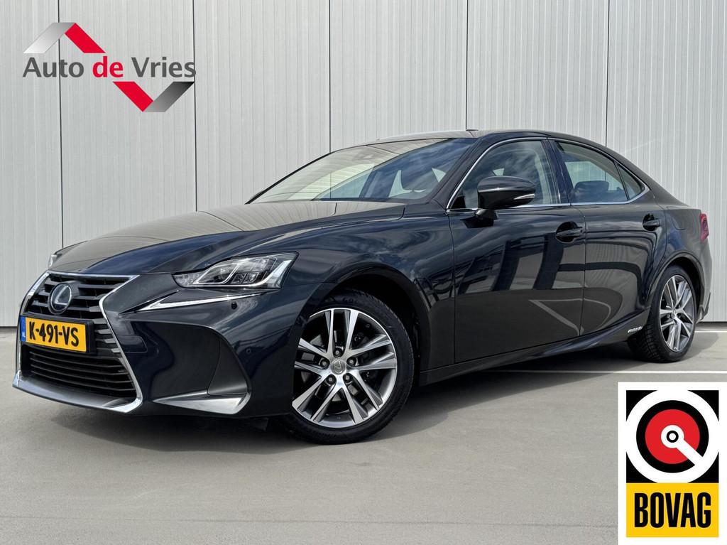 Lexus IS 300h Hybrid Business Line Pro|Schuifdak|NL-Auto, Auto's, Lexus, Automaat, Achterwielaandrijving, Gebruikt, Zwart