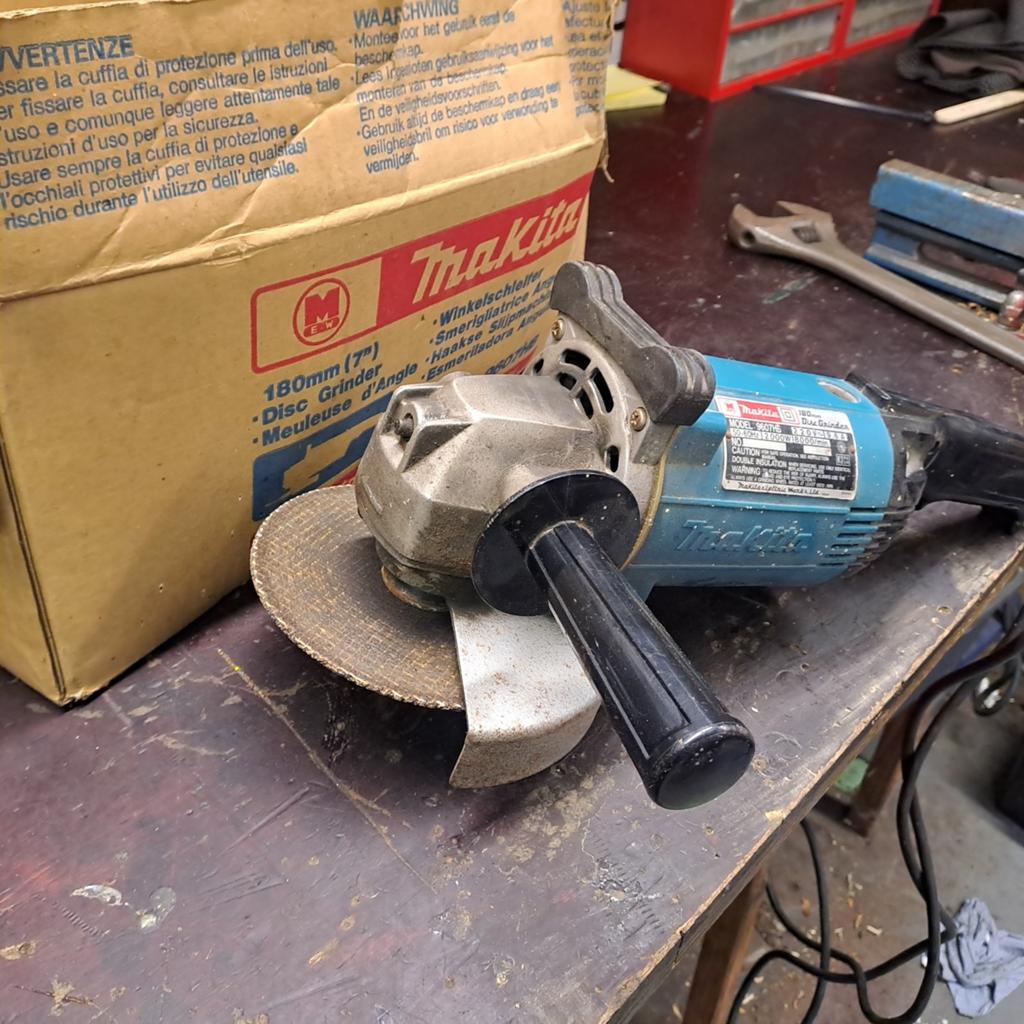 Makita haakse slijper., Ophalen of Verzenden, Haakse handslijpmachine