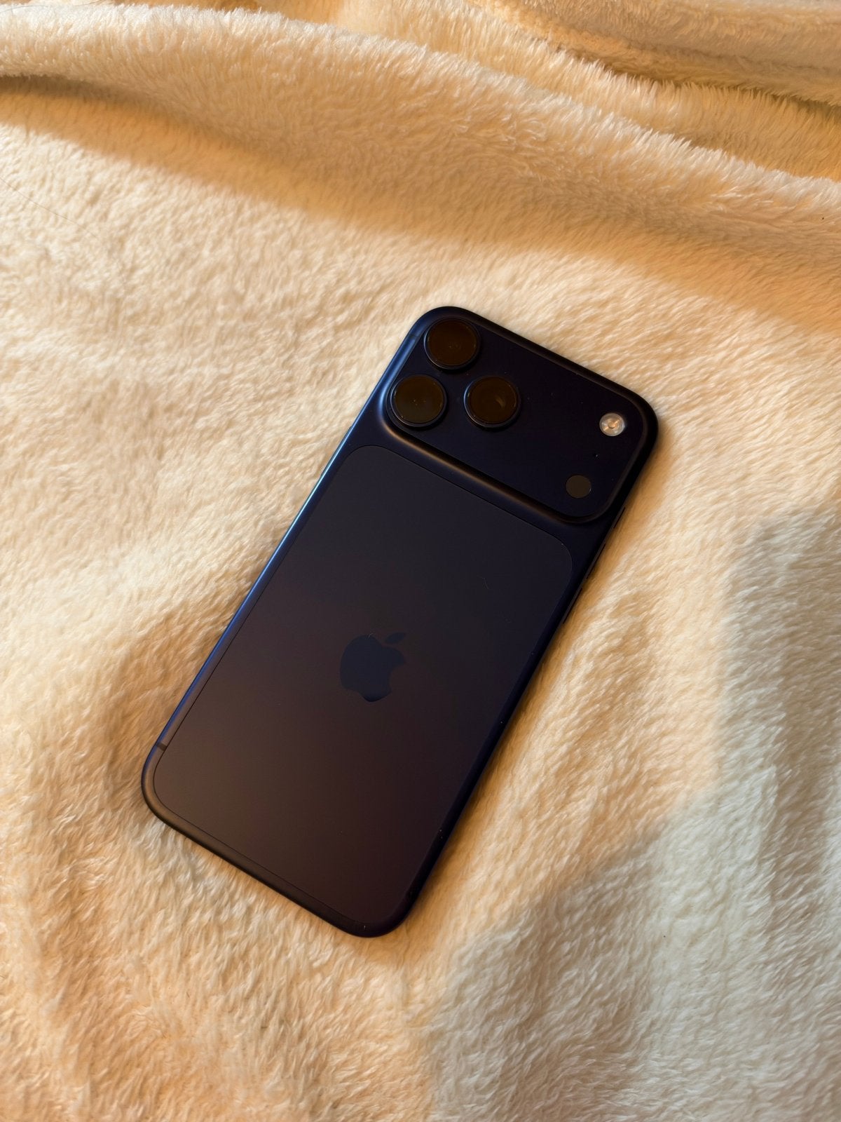iPhone 17 Pro Max 256GB Blauw - Zo goed als nieuw, Telecommunicatie, Blauw, Zo goed als nieuw, 98 %, Zonder simlock