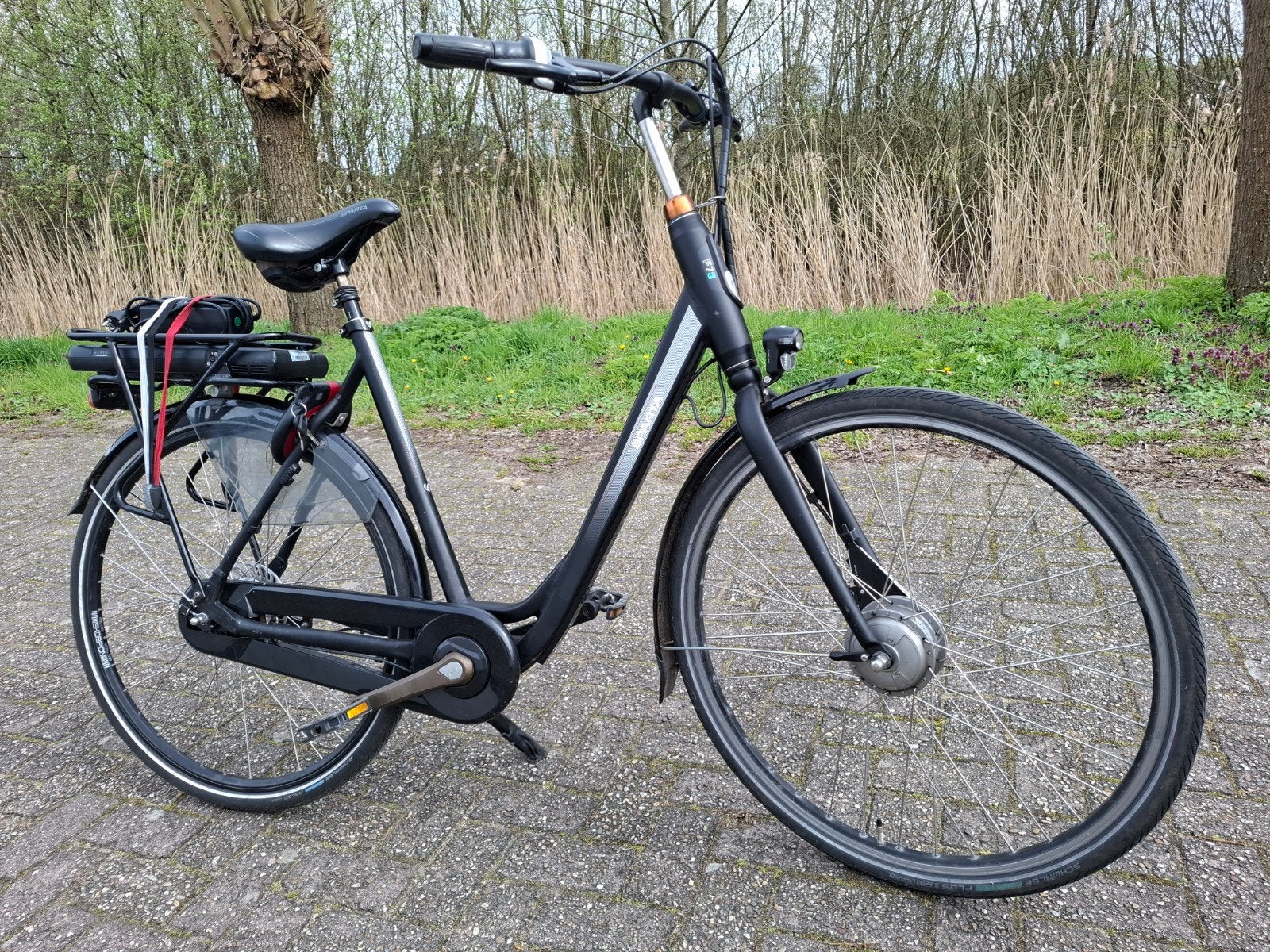 Nette elektrische Sparta damesfiets, 61cm hoog ✅️, Fietsen en Brommers, Fietsen | Dames | Damesfietsen, Ophalen, Sparta, Gebruikt