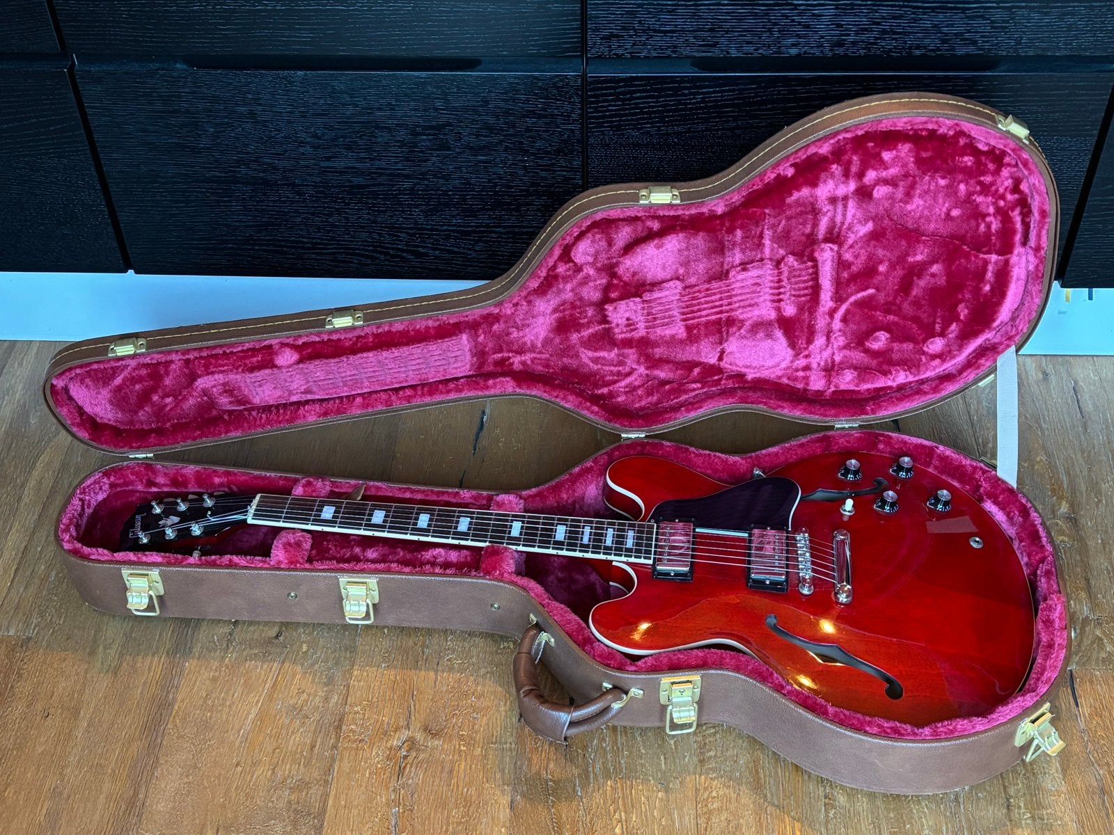 Gibson ES-335 Figured 60's Cherry (2022) - Zeer Goede Staat