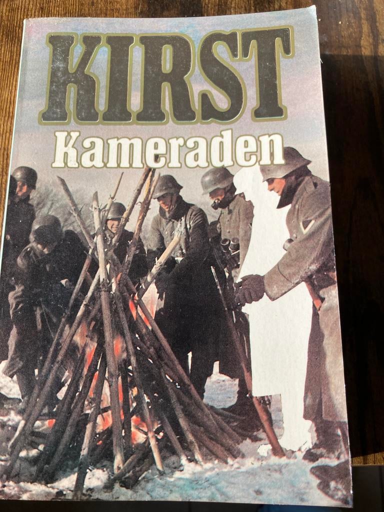 Kameraden Roman - Hans Helmut Kirst - Zeer Goede Staat, Boeken, Oorlog en Militair, Ophalen of Verzenden, Zo goed als nieuw