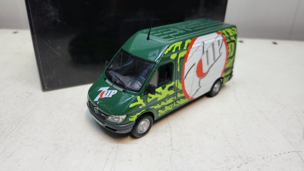 Mercedes-Benz Sprinter bestelbus "Seven Up" 2001, Auto, Nieuw, ?, ?