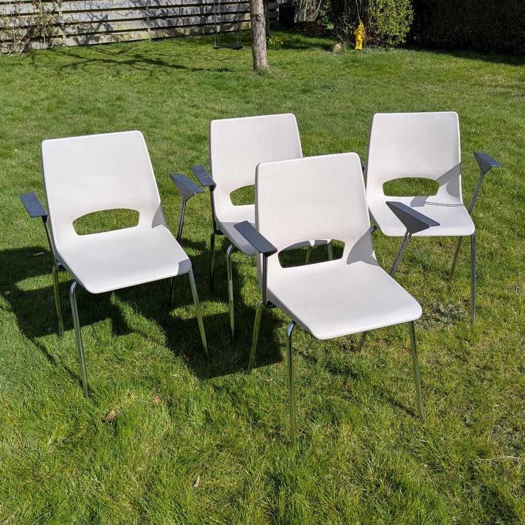 4 vintage Ahrend de Cirkel stoelen Design Philippus Potter, Ophalen, Gebruikt, Overige kleuren, Vier