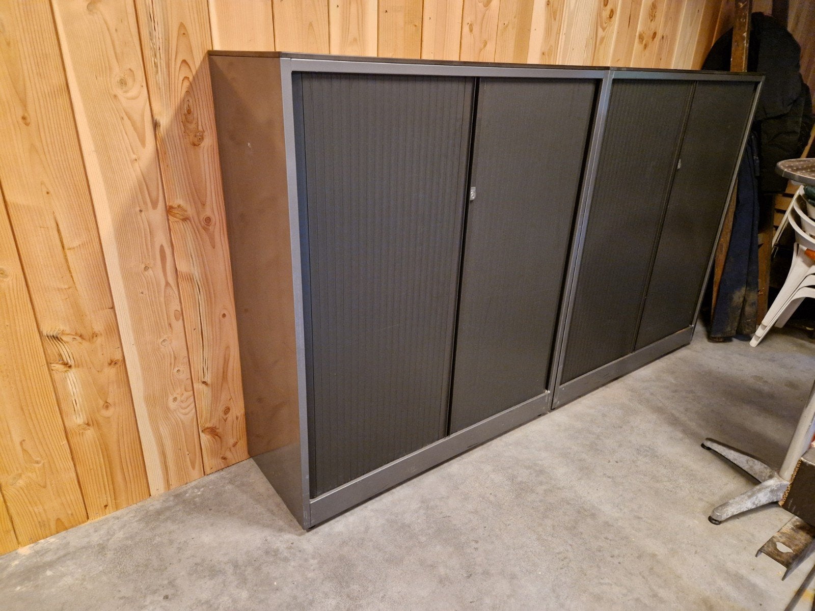 ahrend roldeurkasten, Ophalen of Verzenden, Zo goed als nieuw, 25 tot 50 cm, 100 tot 150 cm