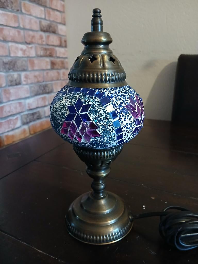 Tafellamp Tiffany stijl, 25cm hoog, Huis en Inrichting, Lampen | Tafellampen, Ophalen of Verzenden, Zo goed als nieuw, Glas, Minder dan 50 cm