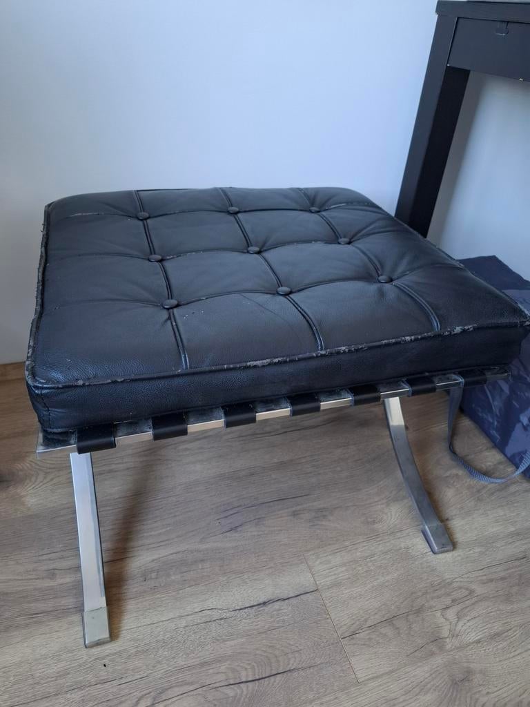Hocker Barcelona chair, Ophalen, Gebruikt, Rechthoekig