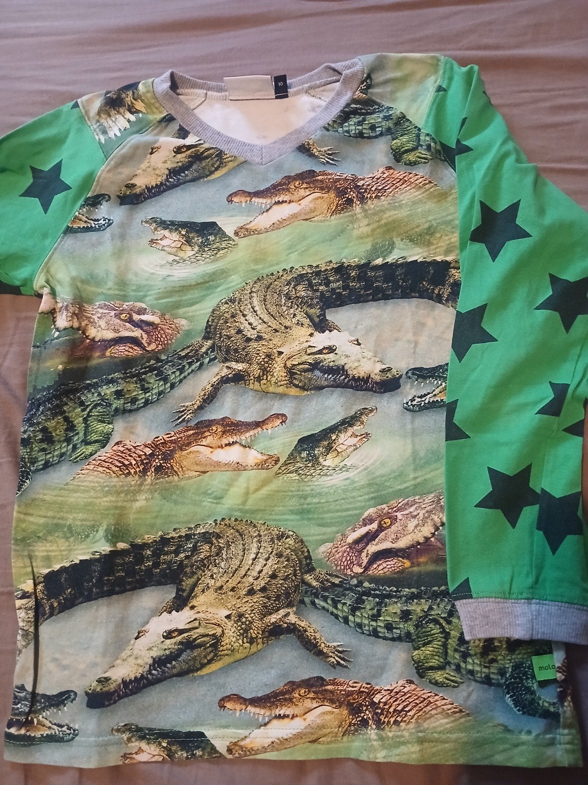Molo longsleeve krokodillen alloverprint maat 140 zgan, Molo, Jongen of Meisje, Ophalen of Verzenden, Zo goed als nieuw
