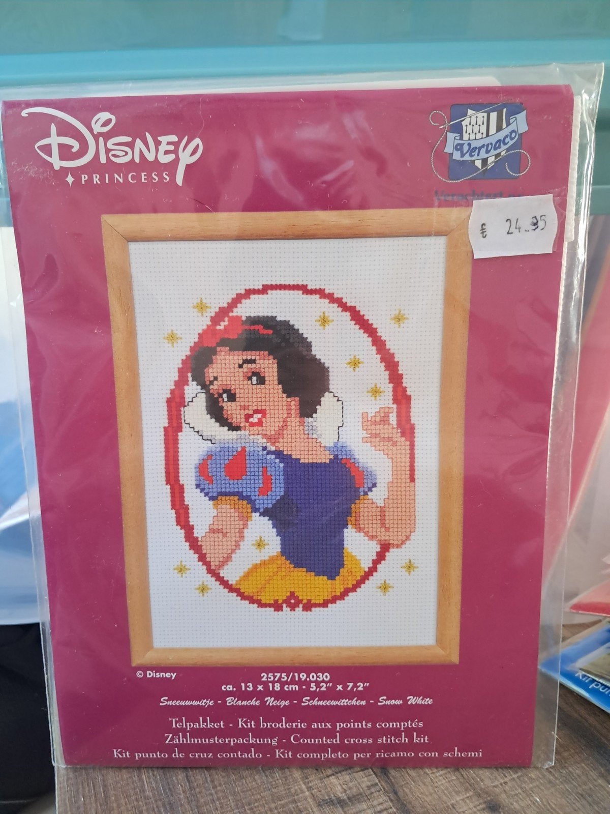 Disney Sneeuwwitje Borduurpakket - Nieuw in verpakking, Ophalen of Verzenden, Nieuw, Handborduren, Borduurpakket