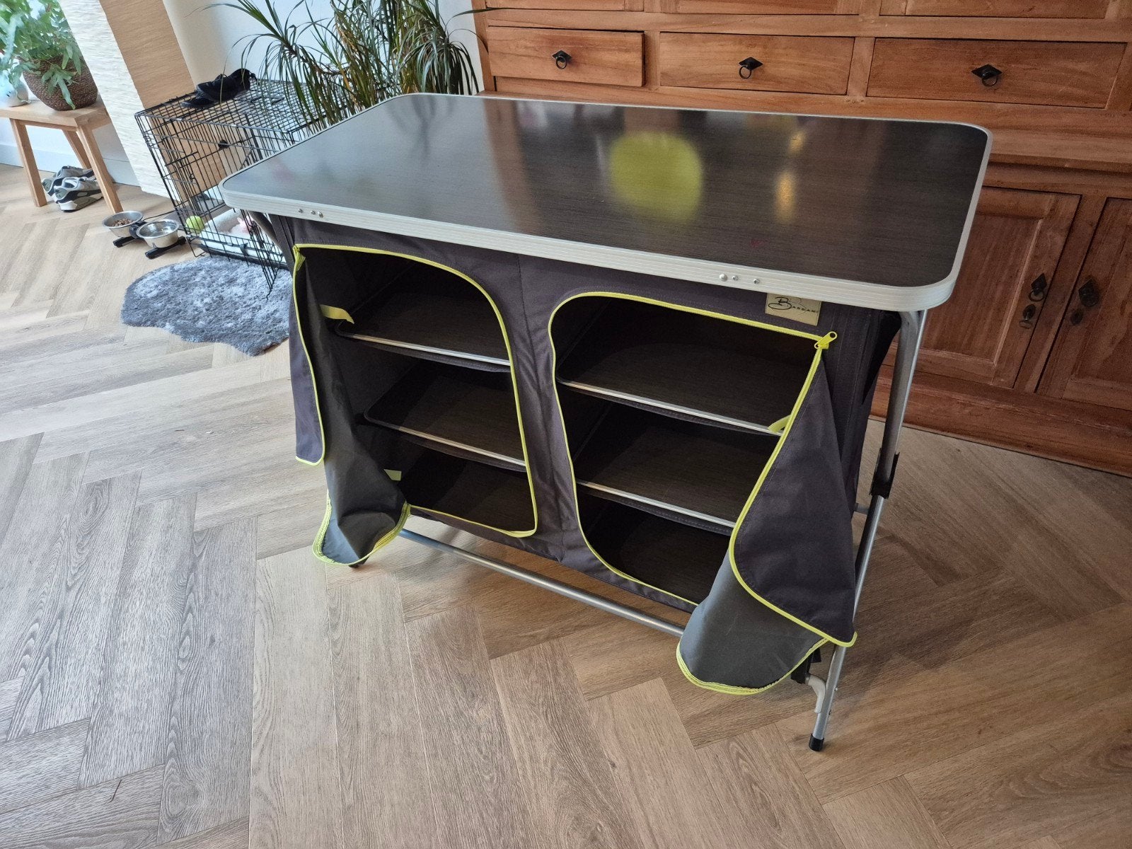 Bardani Ritmo Largo campingkast - Zo goed als nieuw, Caravans en Kamperen, Ophalen, Zo goed als nieuw