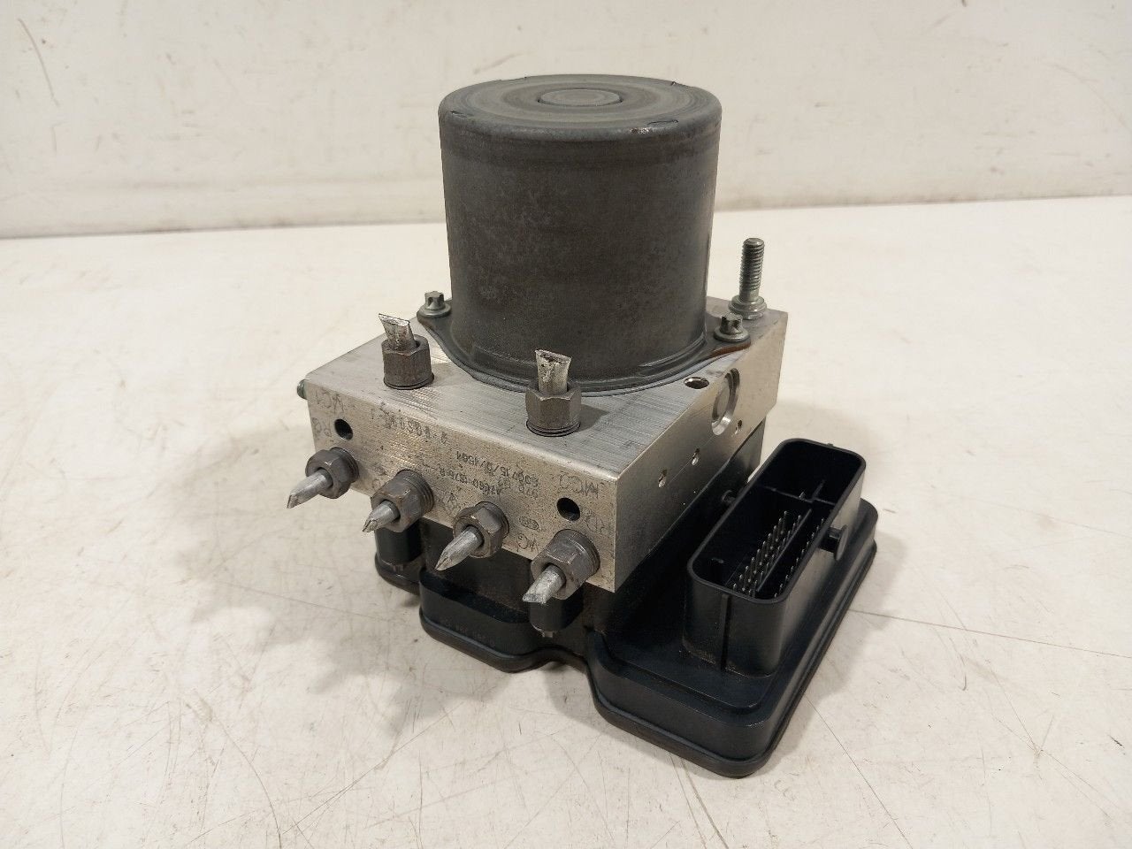 Abs pomp Renault Clio, Auto-onderdelen, Remmen en Aandrijving, Renault, Gebruikt, Herkomst onderdeel bekend, 12 maanden garantie