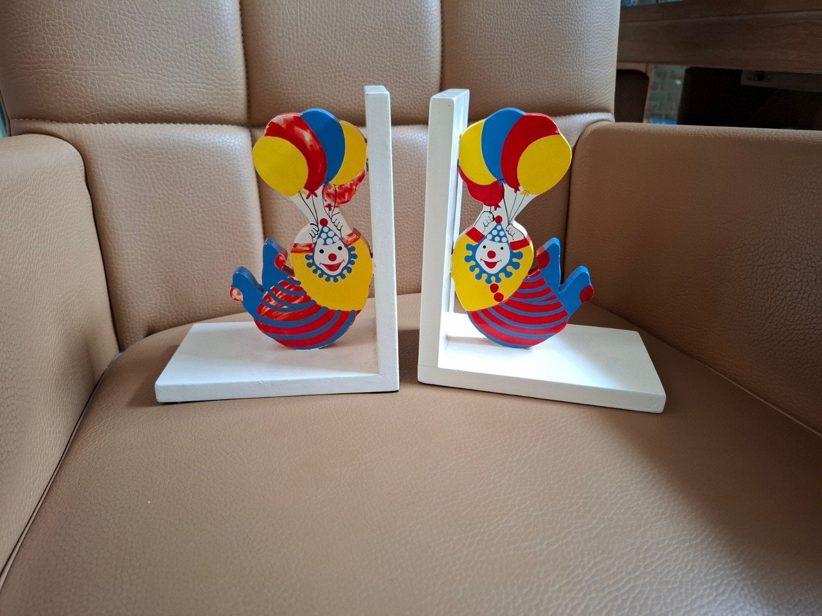 Boekensteunen clown met ballon, Ophalen of Verzenden, Gebruikt, Wanddecoratie