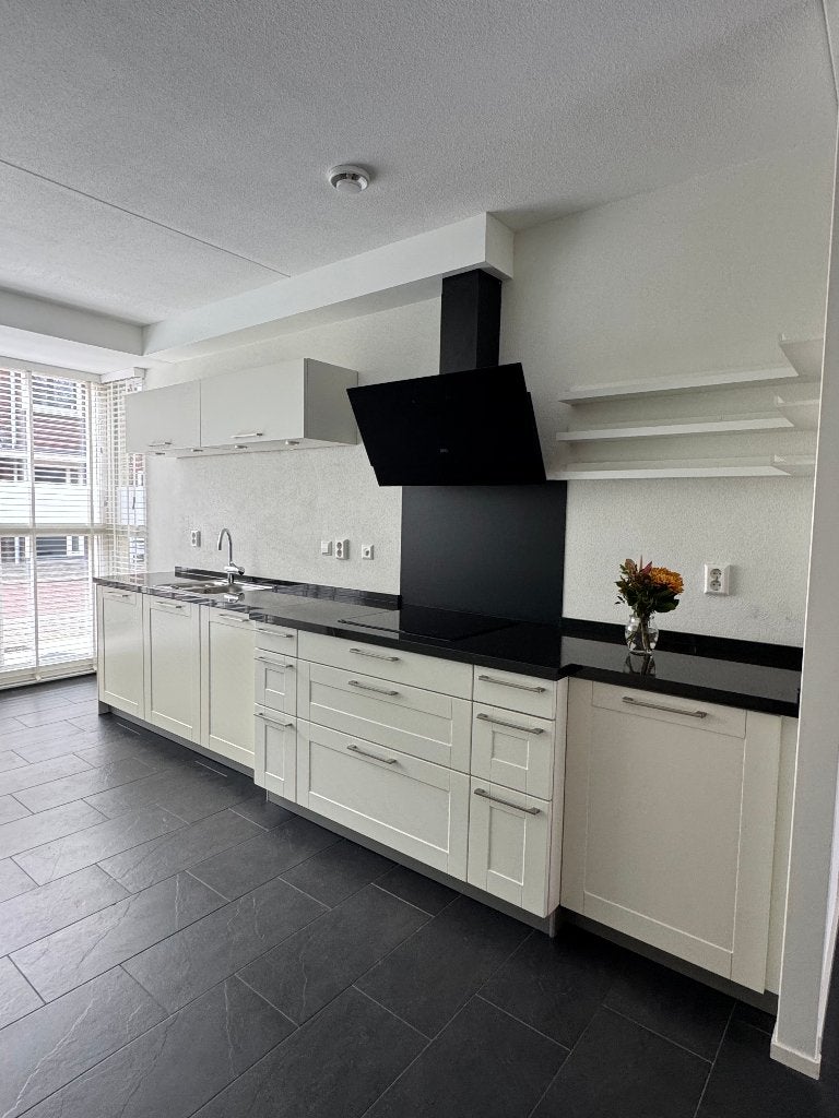 Complete keuken (4m lang) incl. apparatuur | Zelf demonteren, Ophalen, Gebruikt, Wit, Graniet of Steen