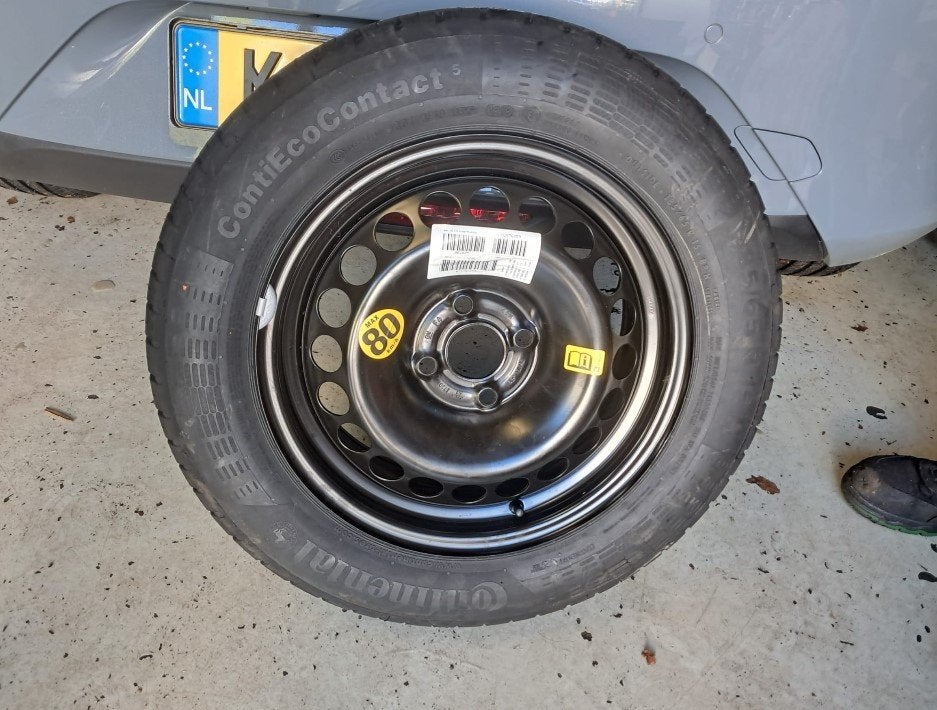 Reserveband NIEUW 185/65 R 15 H op velg oa Opel Corsa, Ophalen, Nieuw