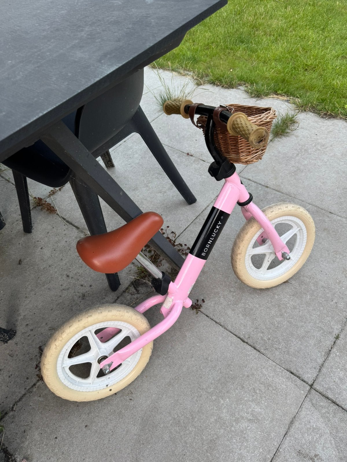 Loopfiets meisje nette staat roze, Ophalen, Zo goed als nieuw, Loopfiets