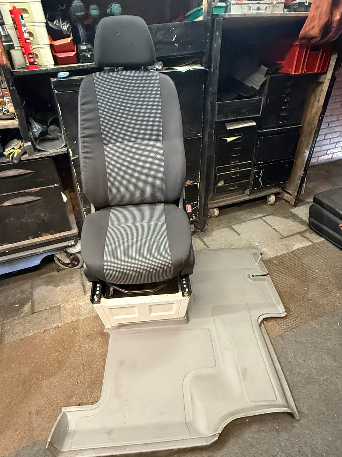 3 bijrijdersstoelen voor mercedes sprinter 906/vw crafter, Ophalen, Gebruikt, Mercedes-Benz