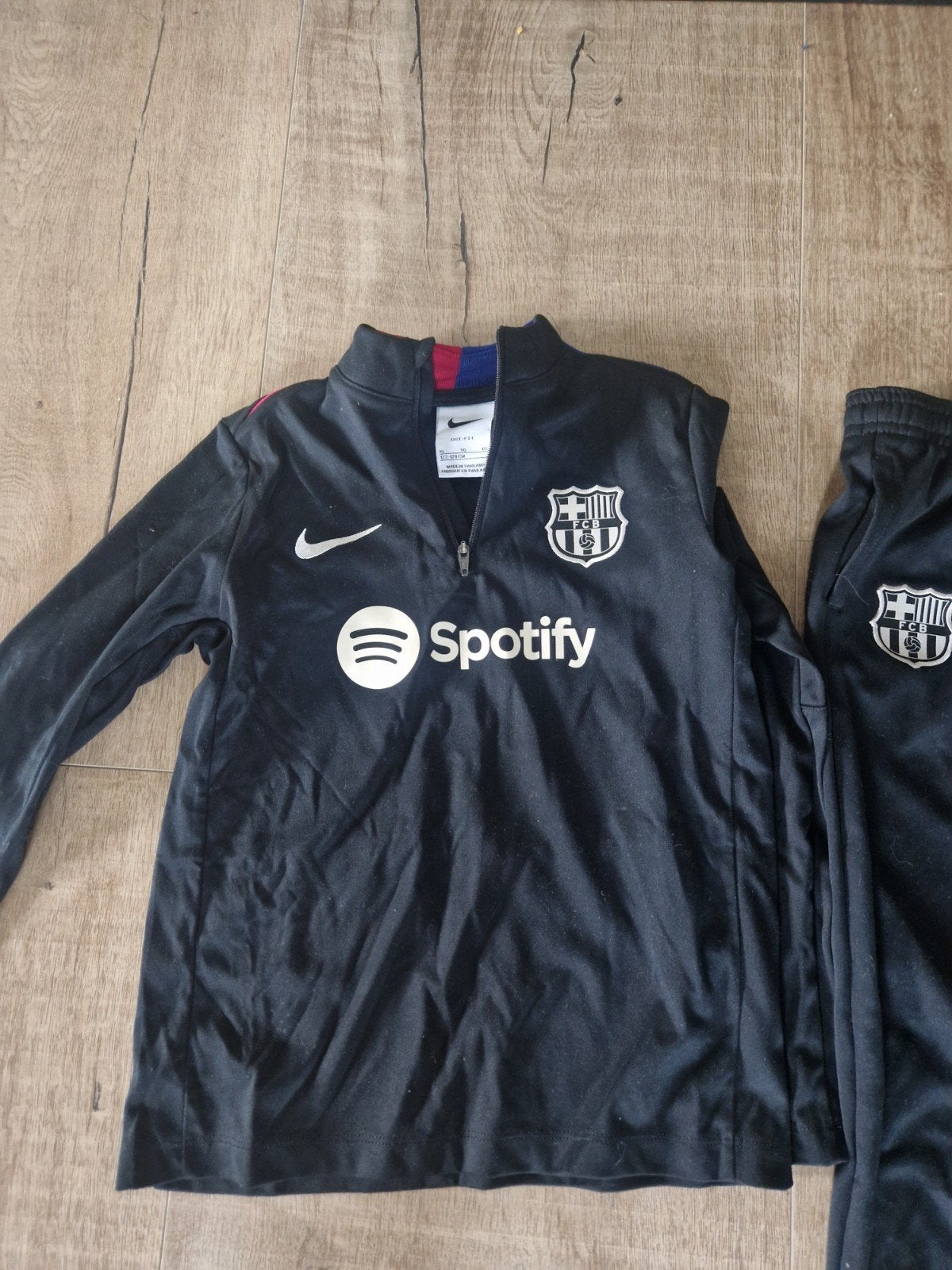 Nike FC Barcelona Trainingspak - Maat 122-128 cm, Ophalen of Verzenden, Gebruikt, Nike, Jongen