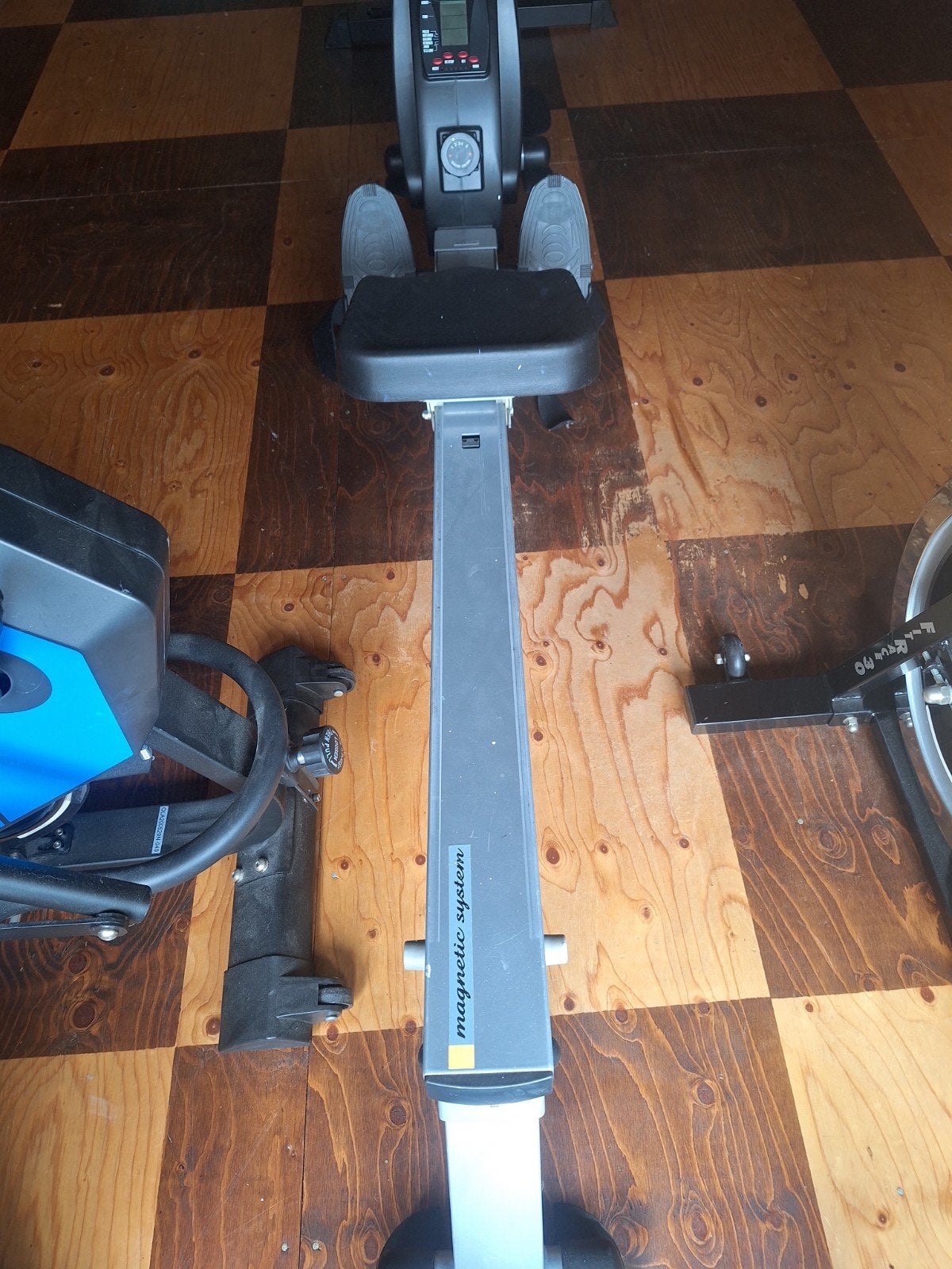 Roeiapperaat rower magnetic jeystream jmr 4500, Sport en Fitness, Ophalen, Zo goed als nieuw, Trilplaat