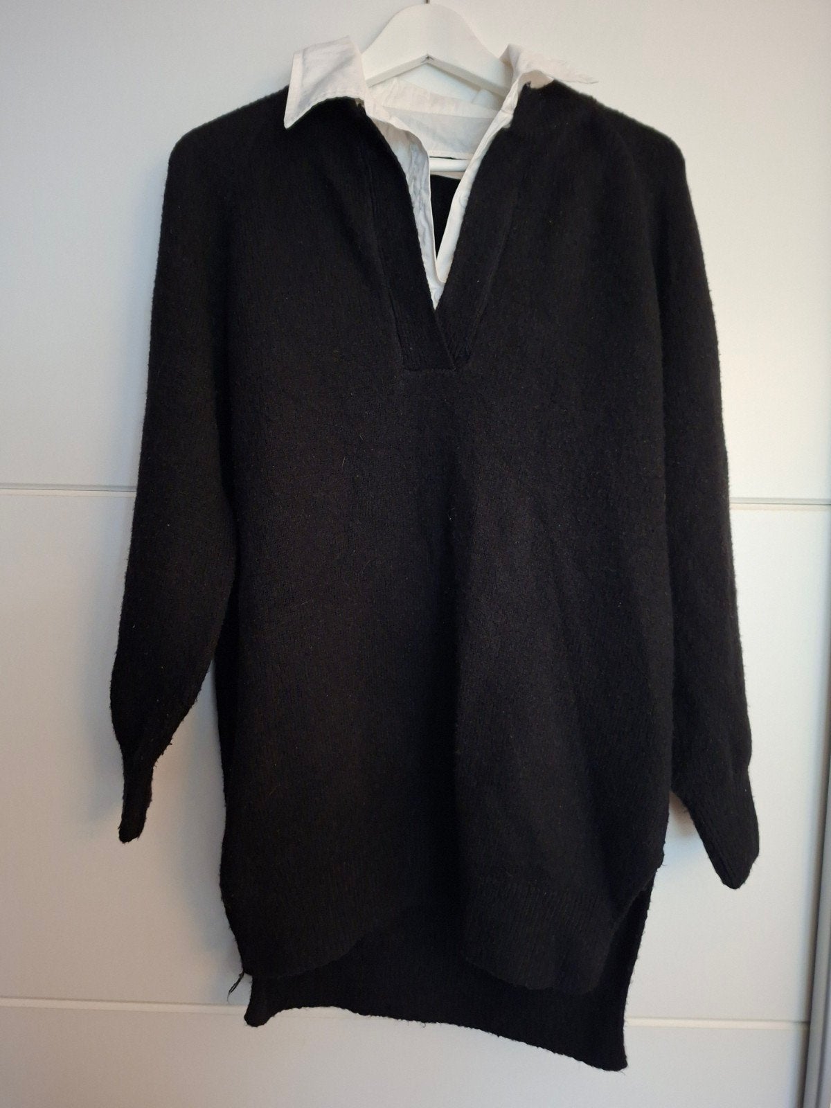 Zgan lange gebreide trui met blouse kraag 1 maat t/m 42, Kleding | Dames, Ophalen of Verzenden, Zo goed als nieuw, Maat 42/44 (L)