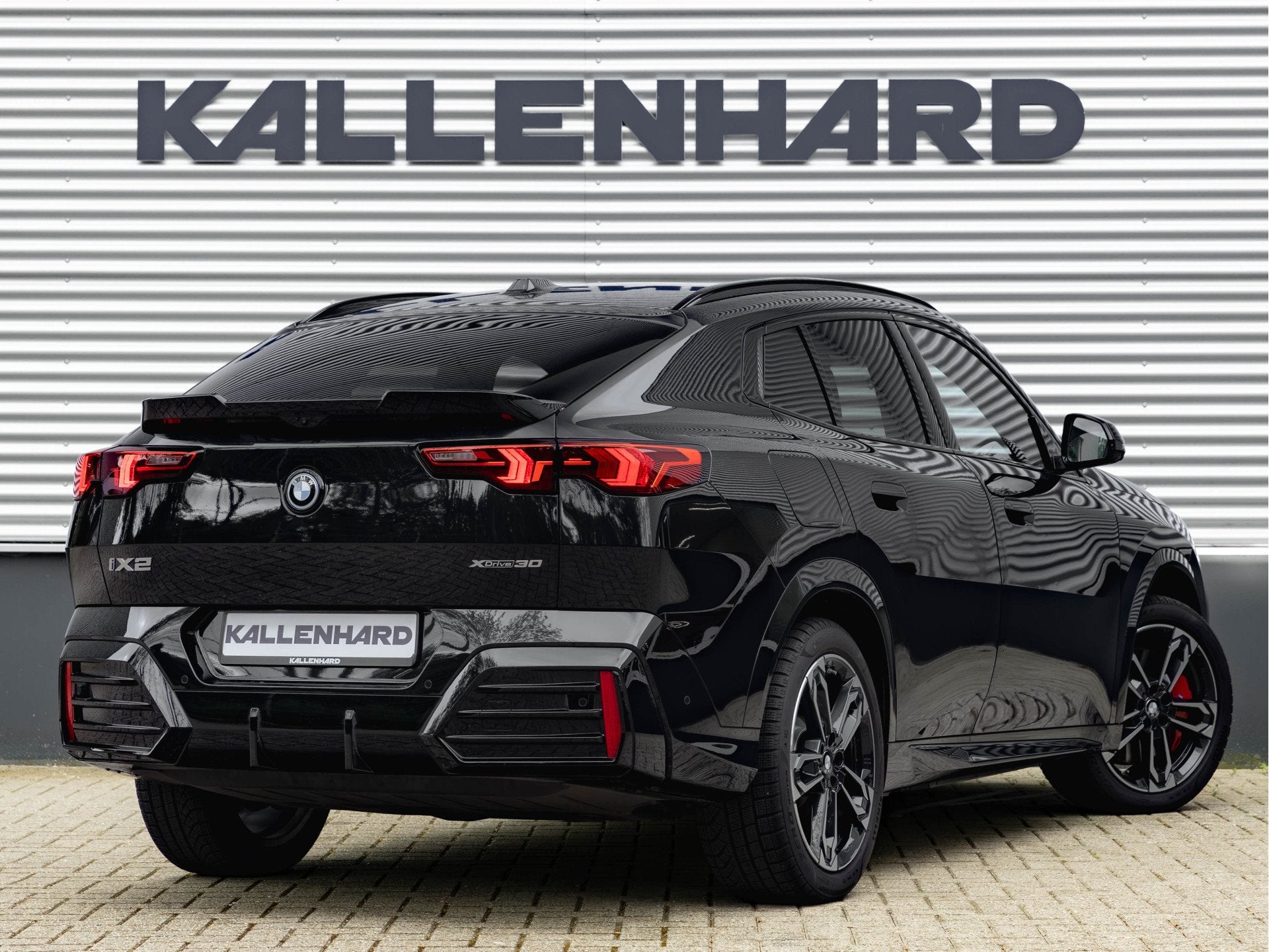 BMW iX2 xDrive30 M-Sport Pro - Driving Ass Prof - Head-up -, 12 maanden, Automatische klimaatregeling, Zwart, 24 min