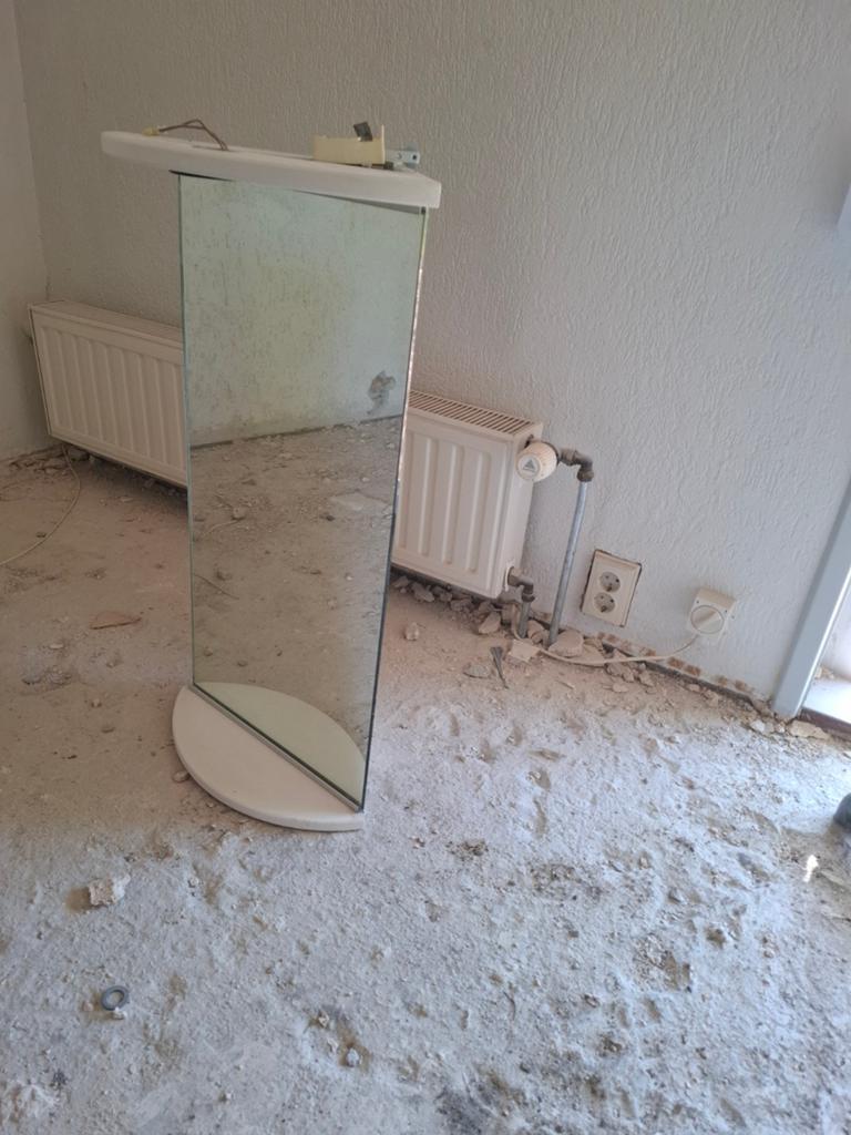 Mooie hoek design spiegel detremmerie, Ophalen of Verzenden, Zo goed als nieuw, Rechthoekig, Minder dan 100 cm