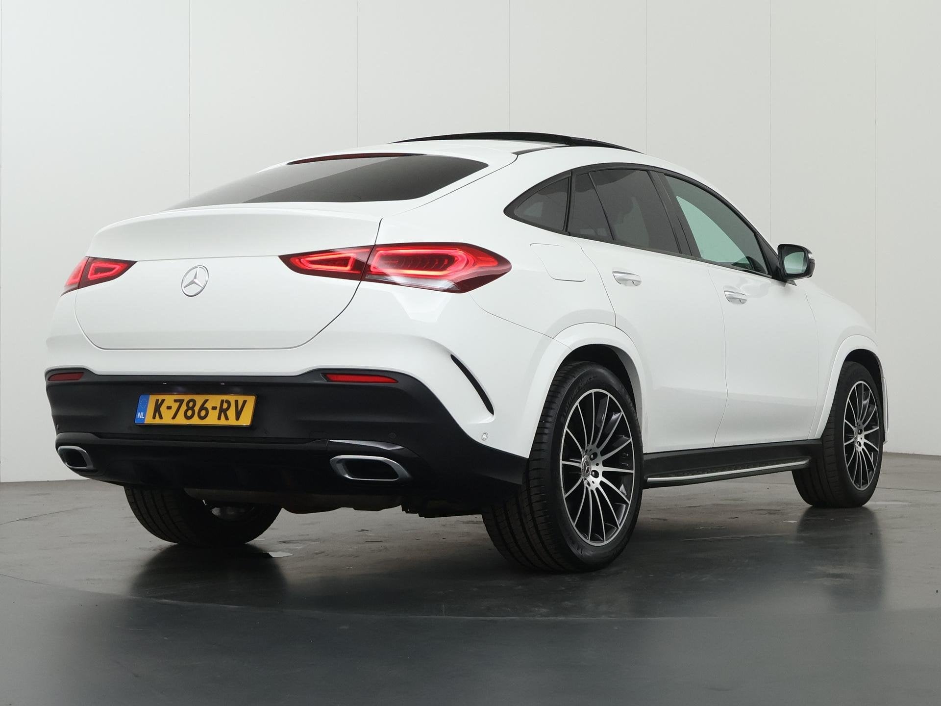 Mercedes-Benz GLE-klasse Coupé 350 e 4MATIC | AMG | Night |, Auto's, Dealer onderhouden, Gebruikt, 4 cilinders, 2525 kg